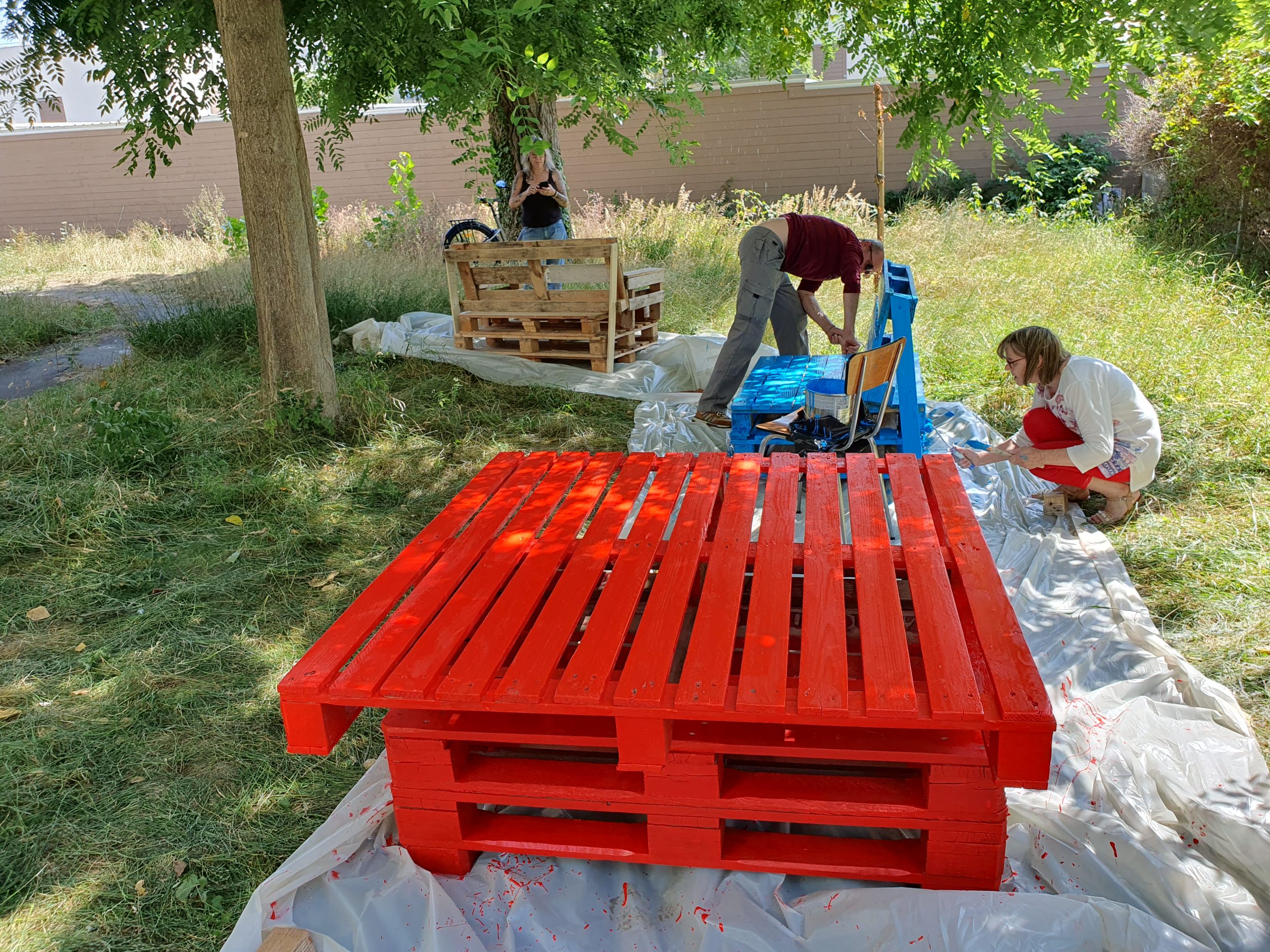 Lire la suite à propos de l’article Salon de jardin pour Perrissin